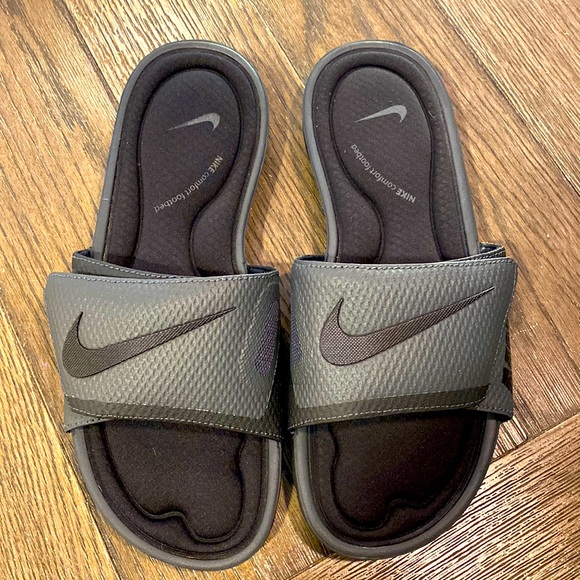 adjustable nike slides men